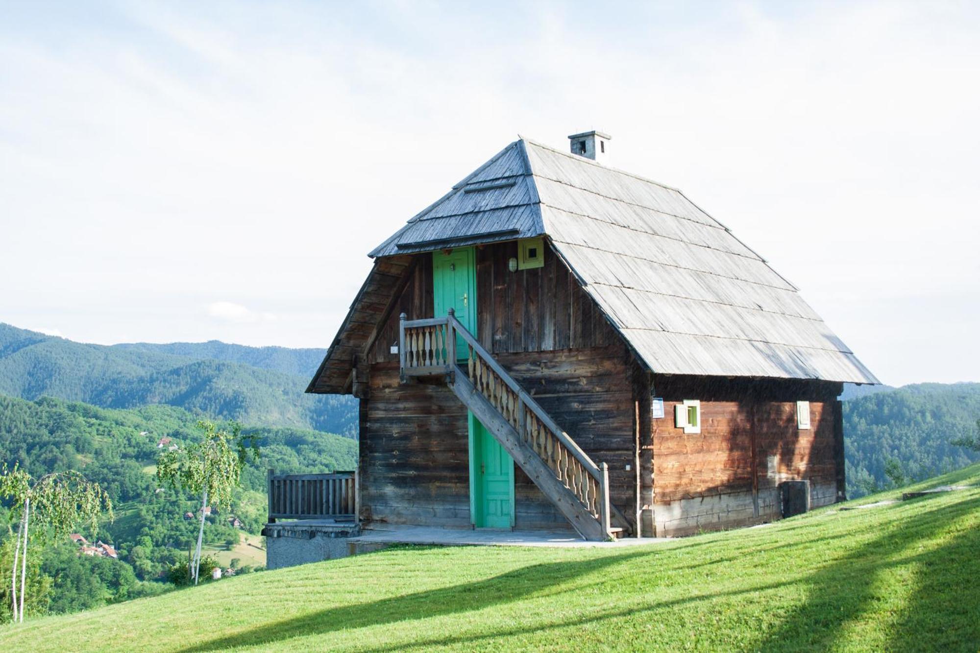 Mecavnik Resort Mokra Gora Bagian luar foto