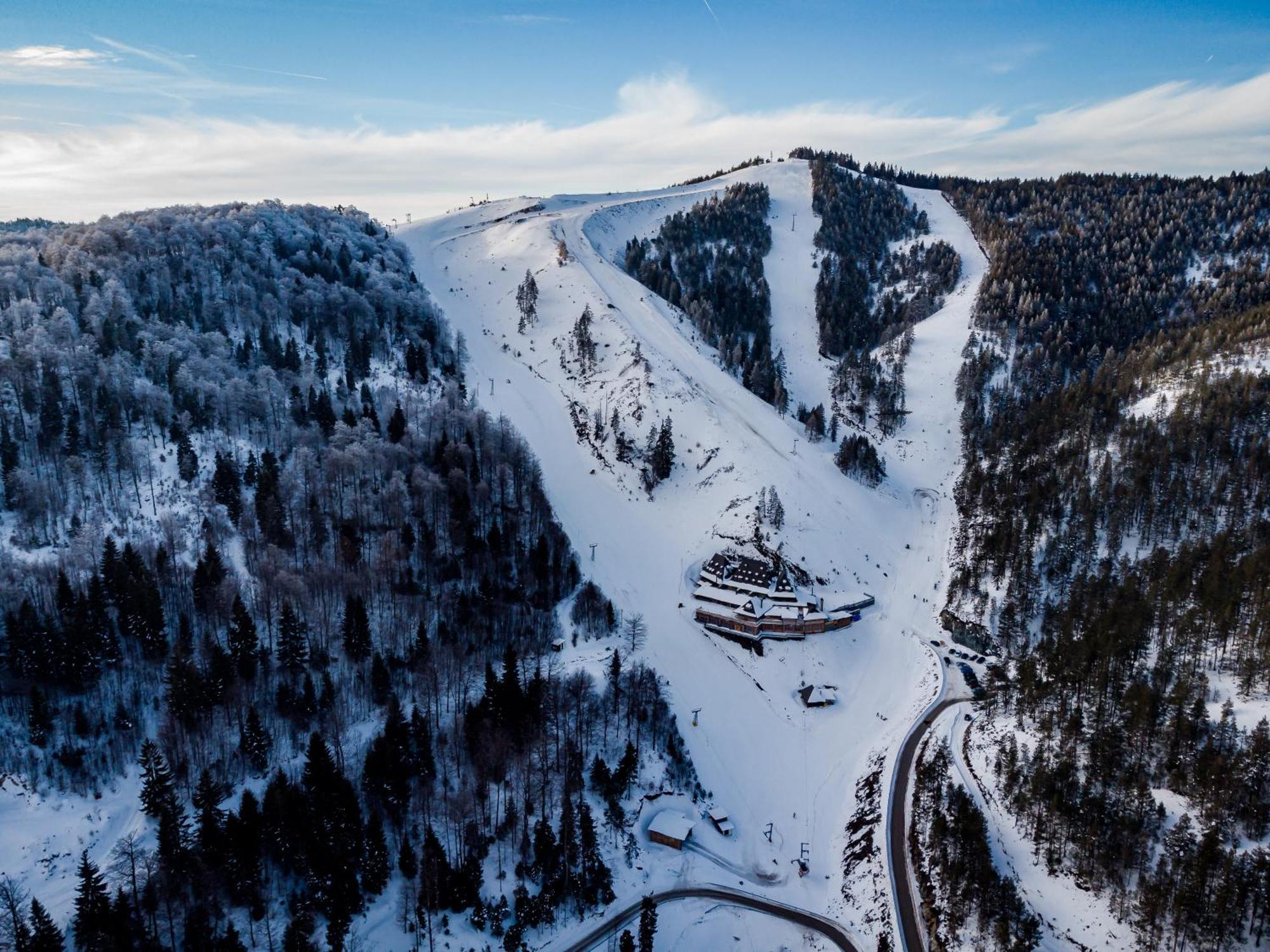 Mecavnik Resort Mokra Gora Bagian luar foto