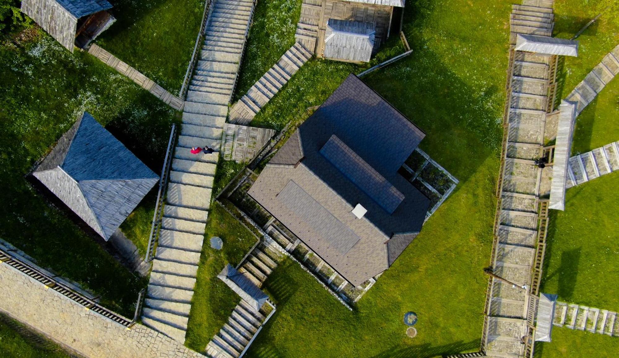Mecavnik Resort Mokra Gora Bagian luar foto