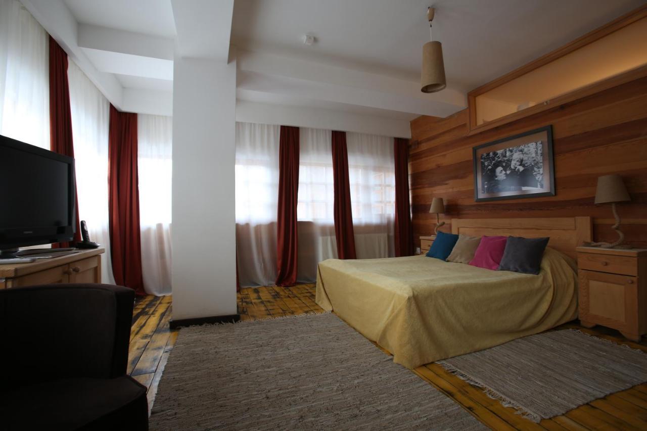 Mecavnik Resort Mokra Gora Bagian luar foto