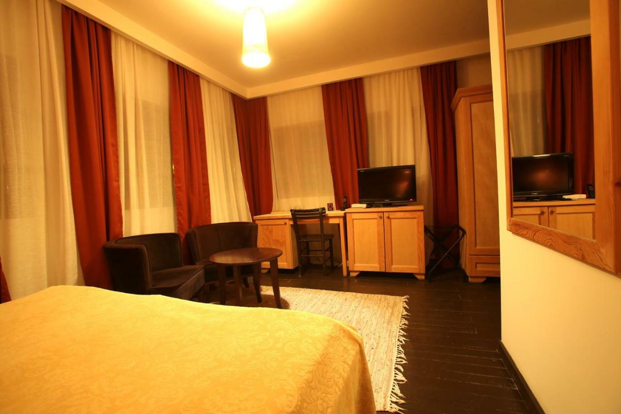 Mecavnik Resort Mokra Gora Bagian luar foto