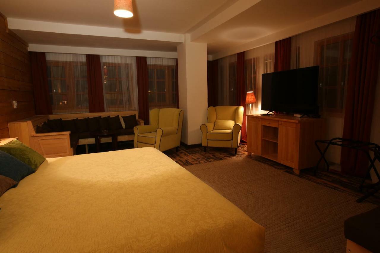 Mecavnik Resort Mokra Gora Bagian luar foto