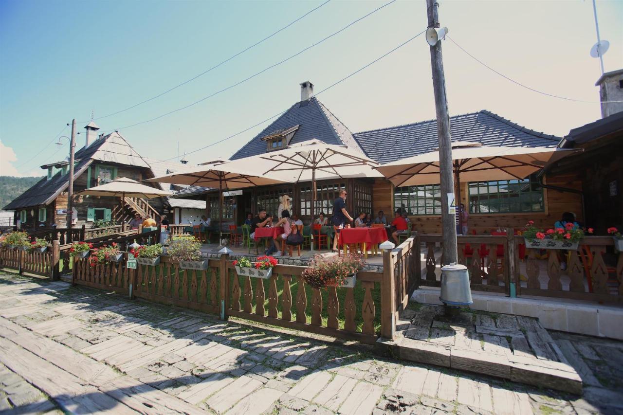 Mecavnik Resort Mokra Gora Bagian luar foto